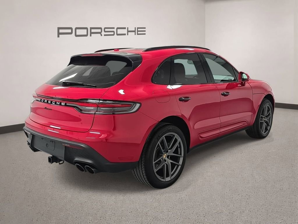 Used 2025 Porsche Macan AWD/4WD image 7