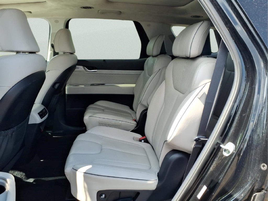 Used 2024 Hyundai Palisade Calligraphy FWD image 26