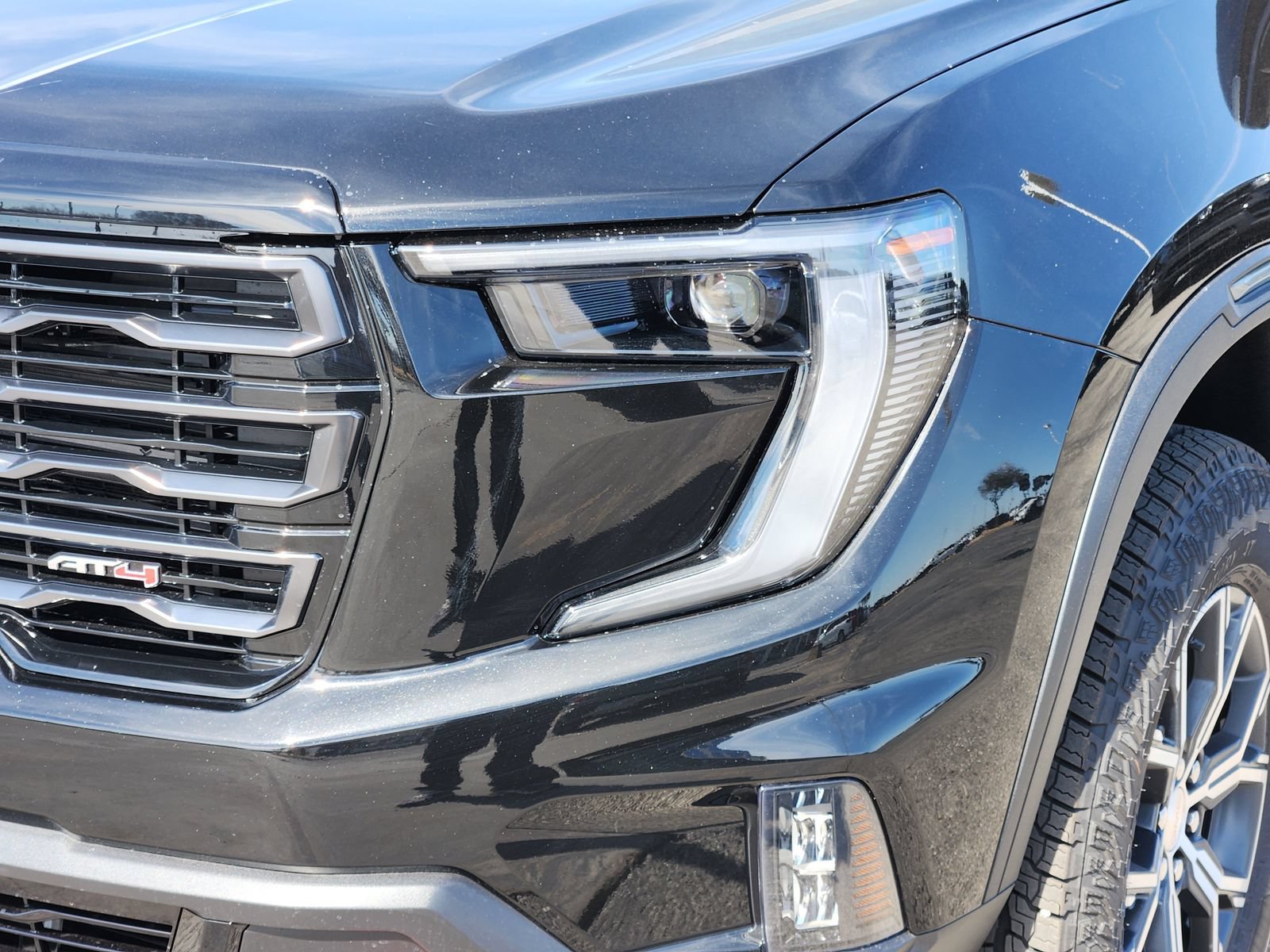 New 2026 GMC Acadia AT4 w/ Luxury Package AWD/4WD image 11