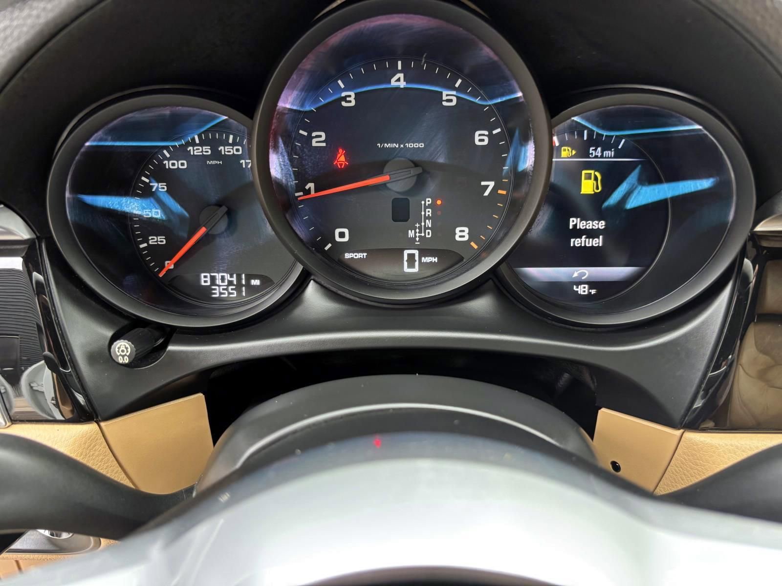 Used 2017 Porsche Macan image 30