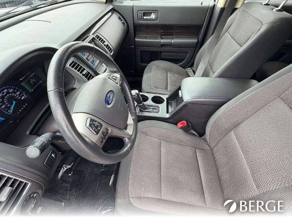 Used 2019 Ford Flex SEL image 17