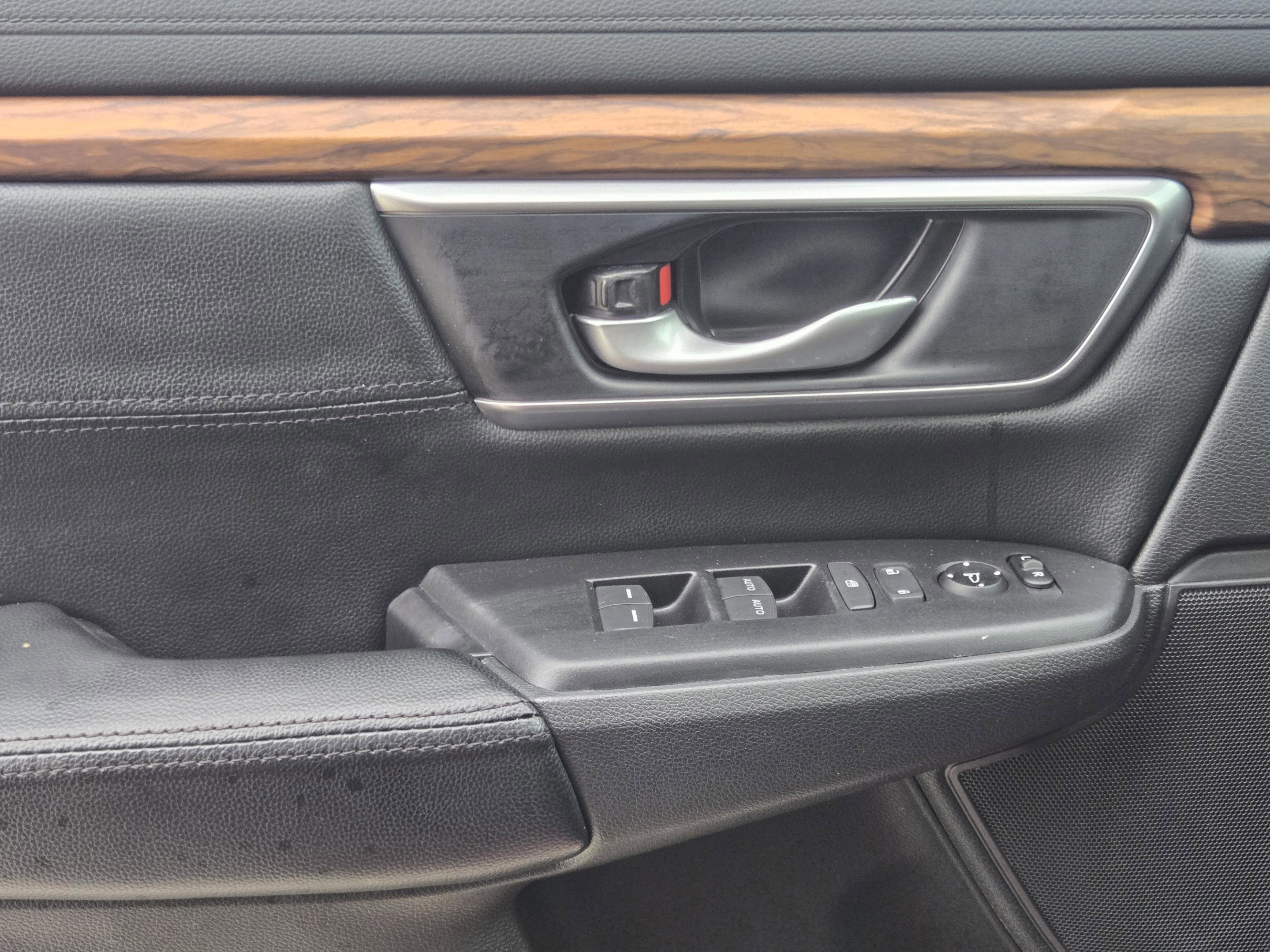 Certified 2021 Honda CR-V EX image 23