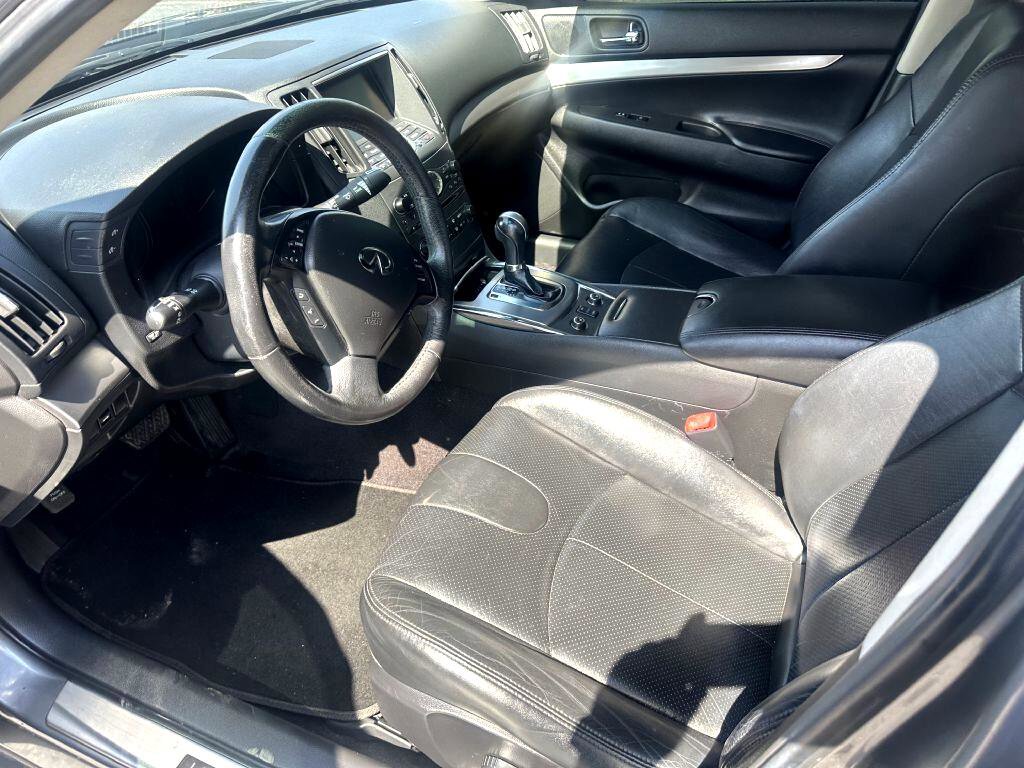 Used 2015 INFINITI Q40 AWD w/ Navigation Package image 8