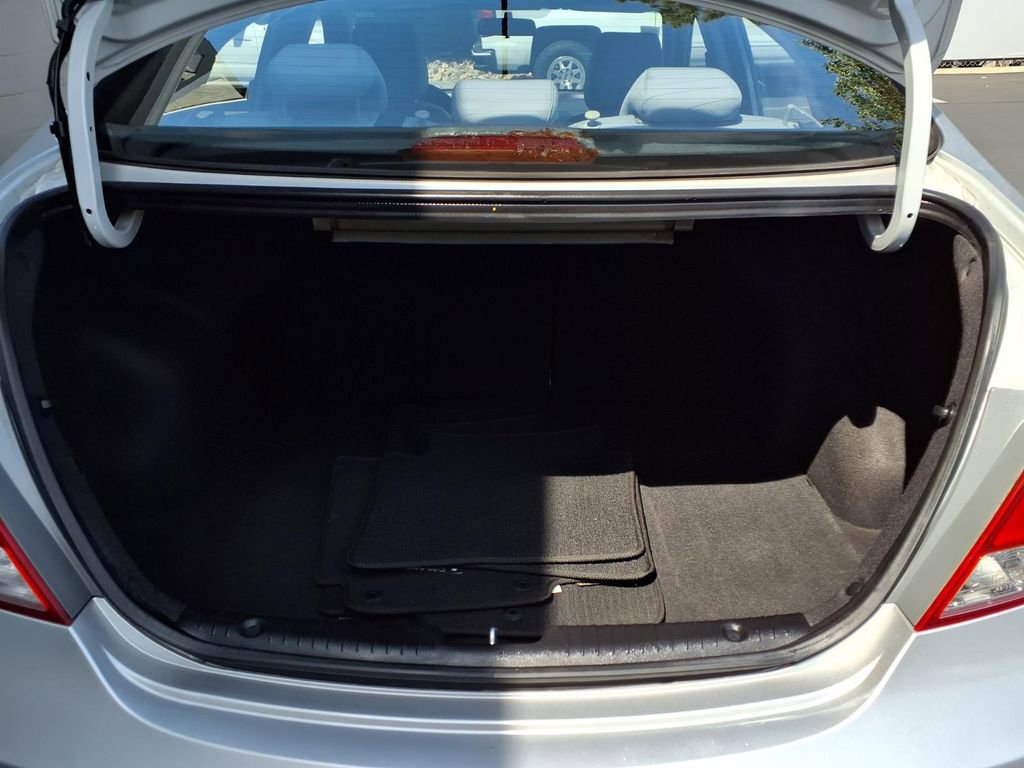 Used 2015 Hyundai Accent GLS image 19