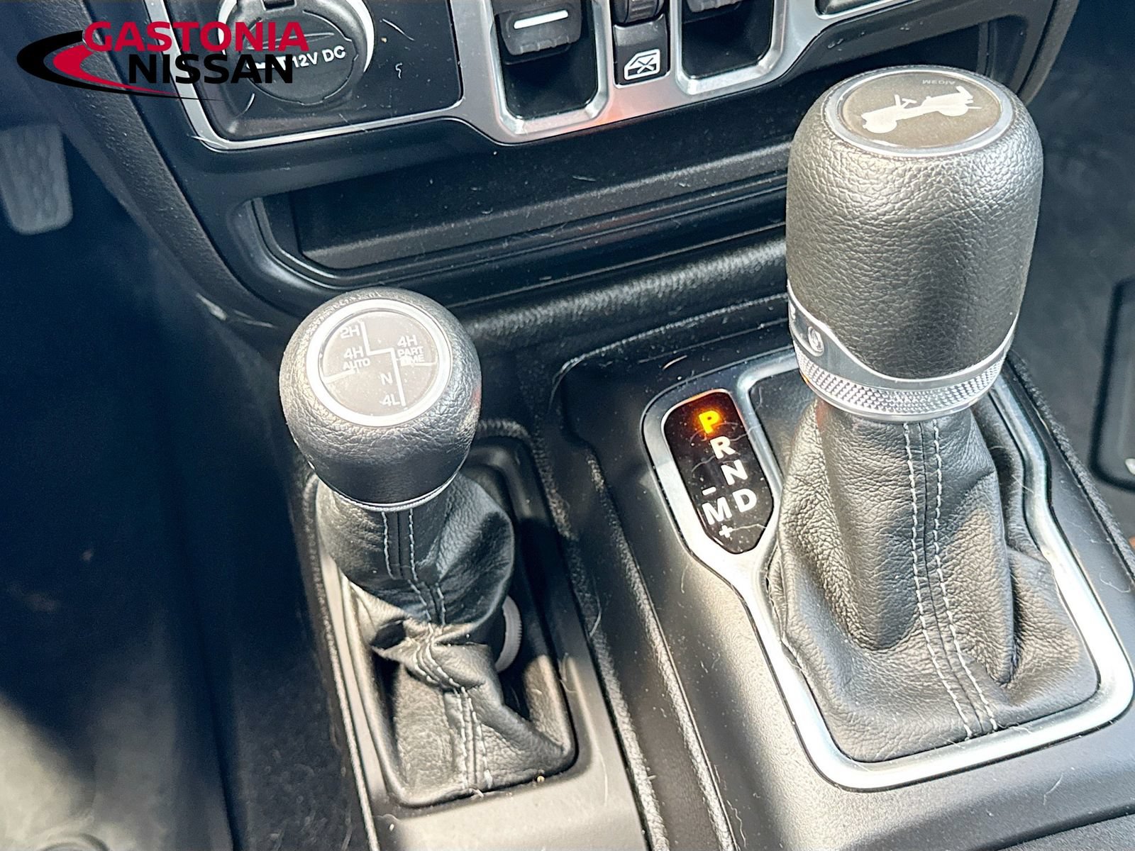 Used 2024 Jeep Wrangler Unlimited Sahara AWD/4WD image 21