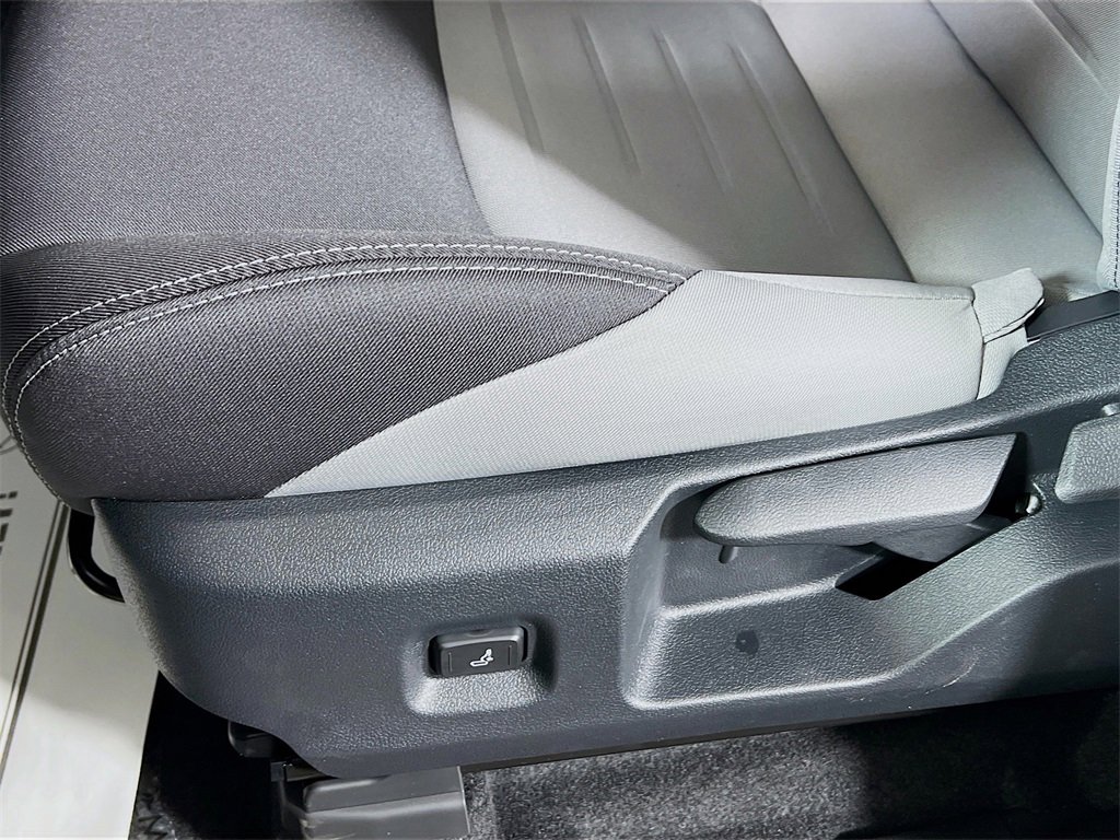 Certified 2025 Toyota Tacoma TRD Sport image 17