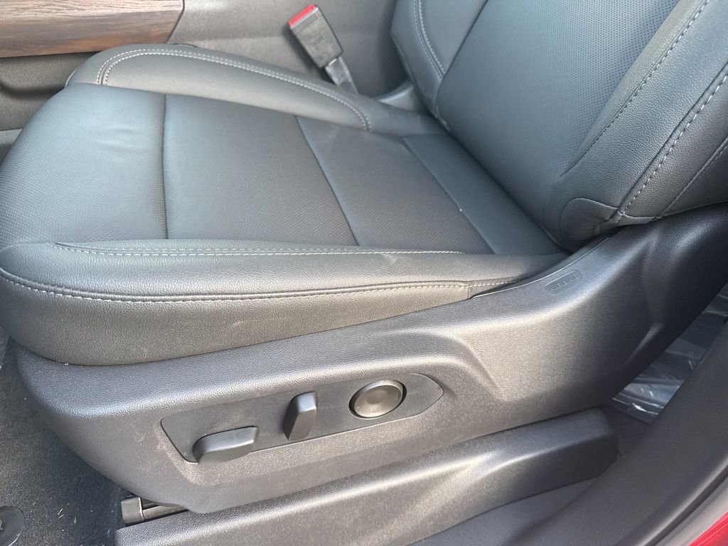 New 2026 GMC Sierra 1500 SLT image 6