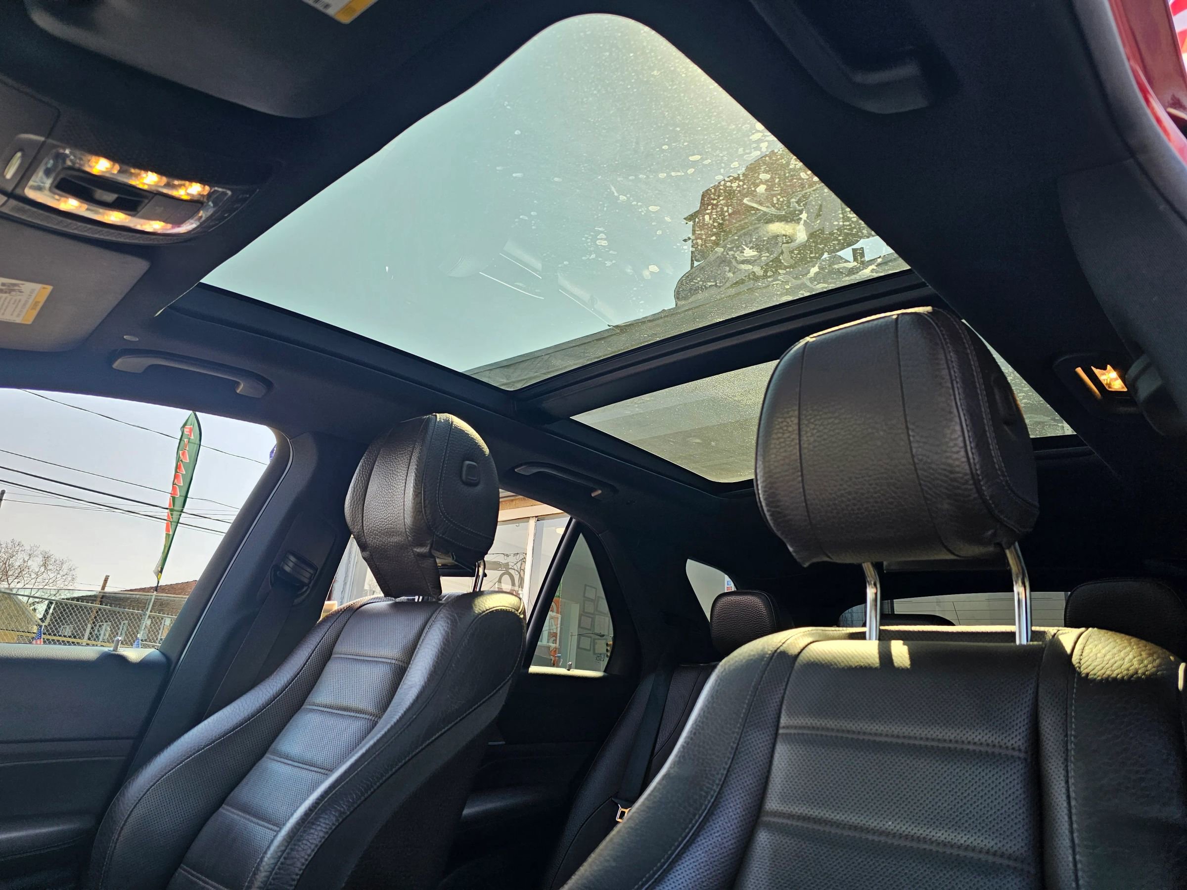 Used 2021 Mercedes-Benz GLE 350 4MATIC w/ Premium Package image 15