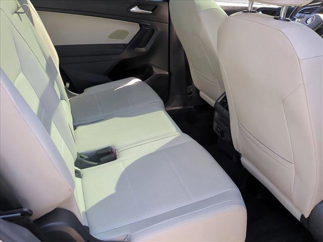 Used 2021 Volkswagen Tiguan SE R-Line image 20