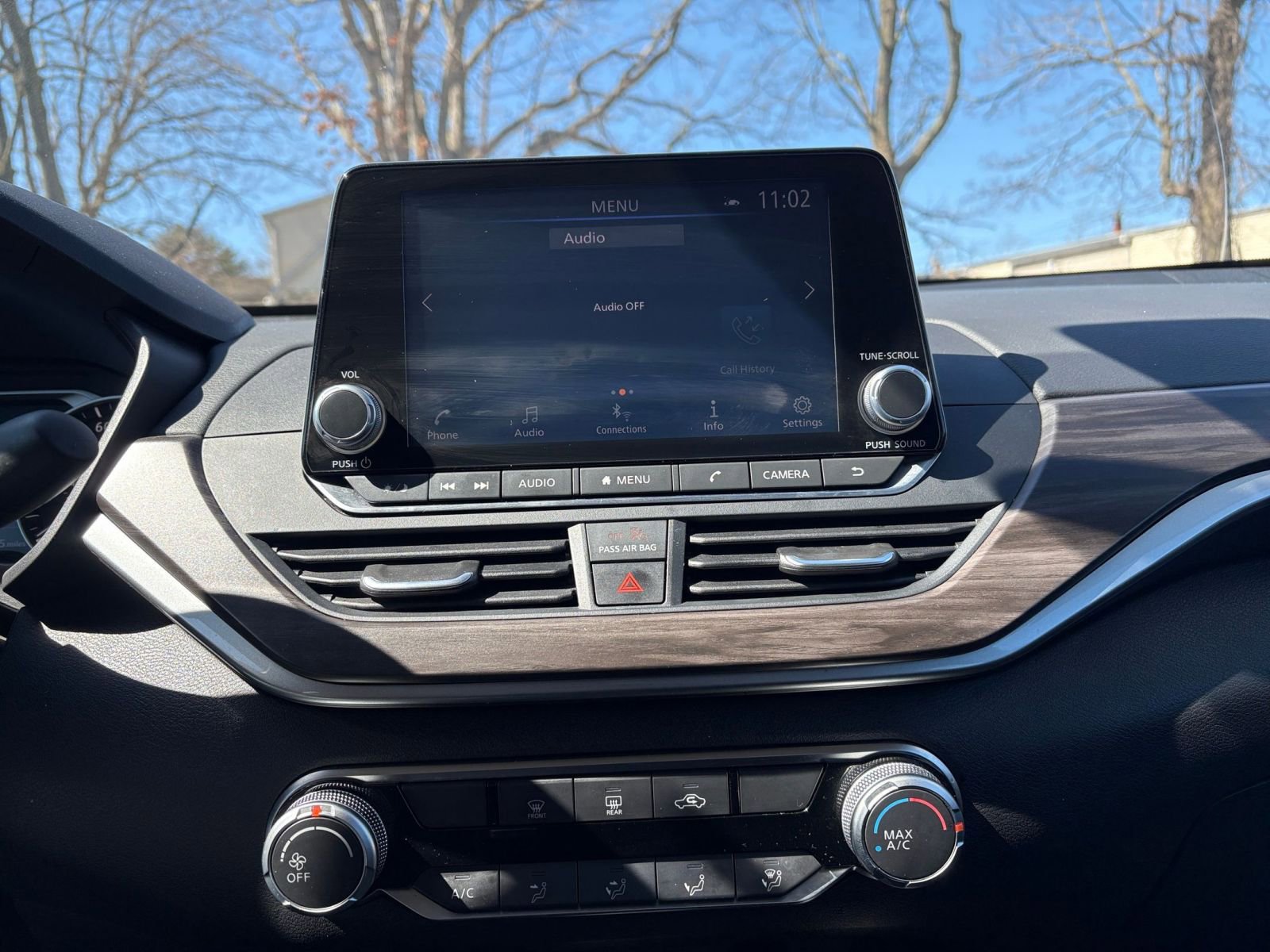 Used 2025 Nissan Altima 2.5 SV image 17