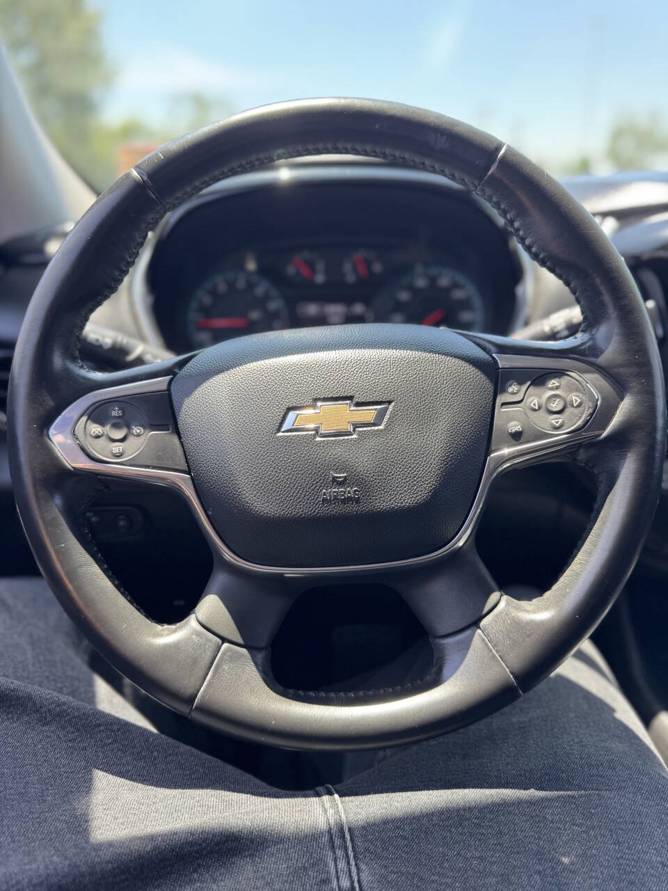 Used 2018 Chevrolet Traverse LT FWD image 19