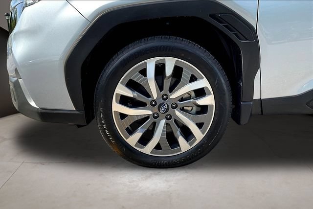Used 2025 Subaru Forester Touring AWD/4WD image 35