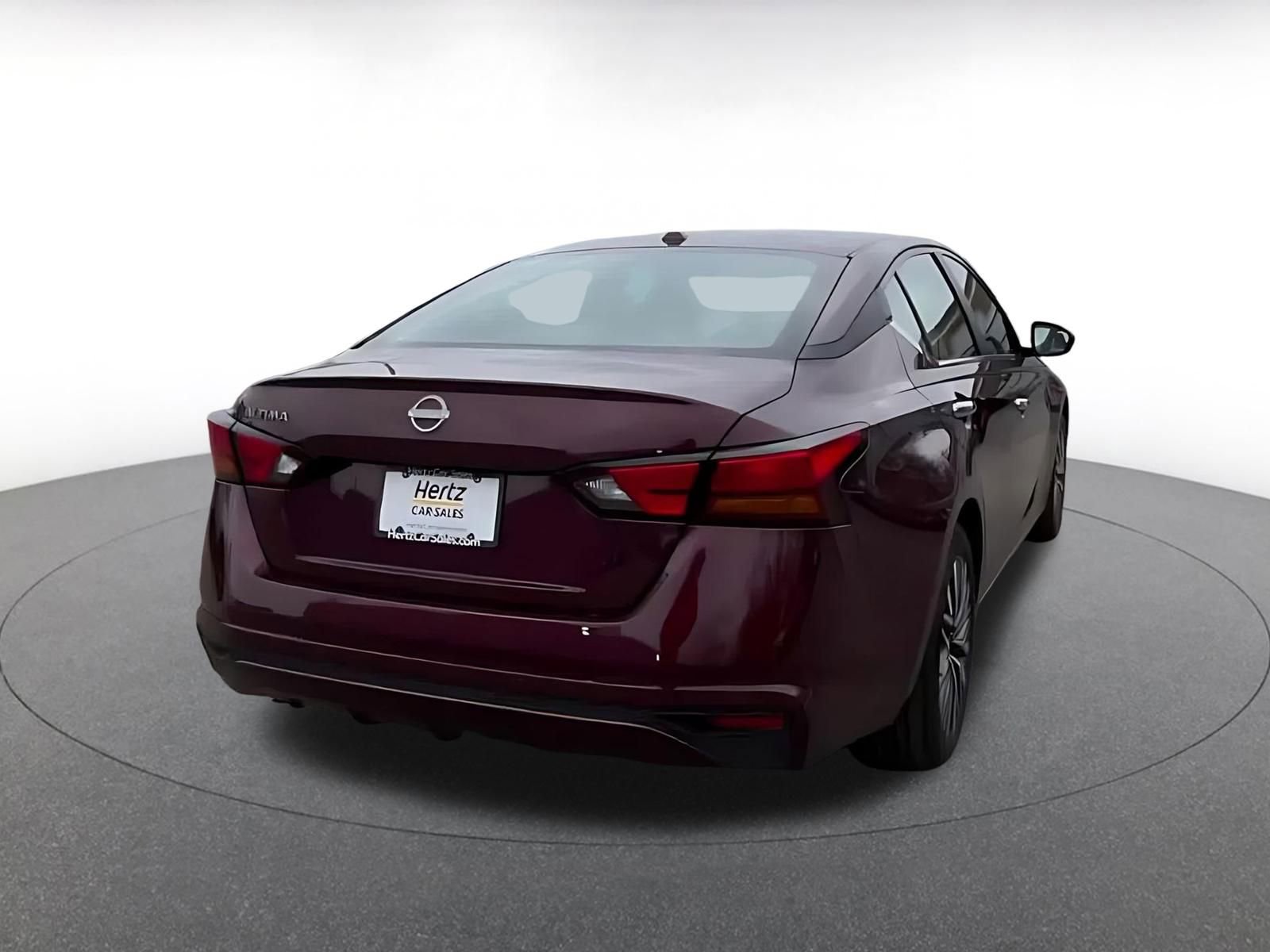 Used 2025 Nissan Altima 2.5 SV image 15