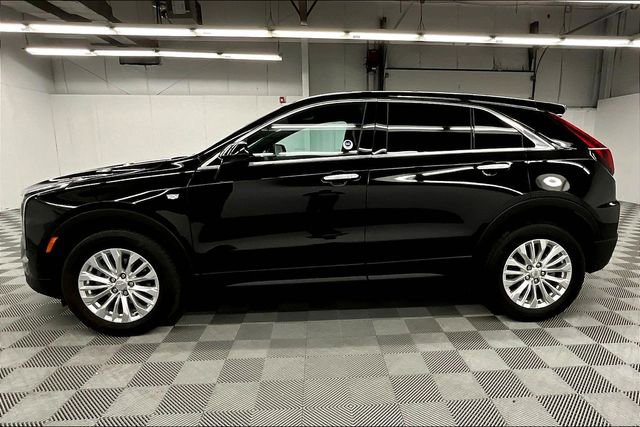 Used 2024 Cadillac XT4 Luxury image 14