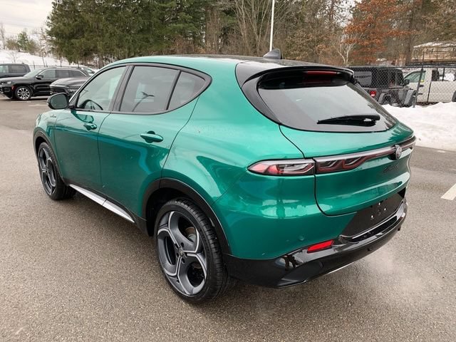 New 2026 Alfa Romeo Tonale AWD/4WD image 3