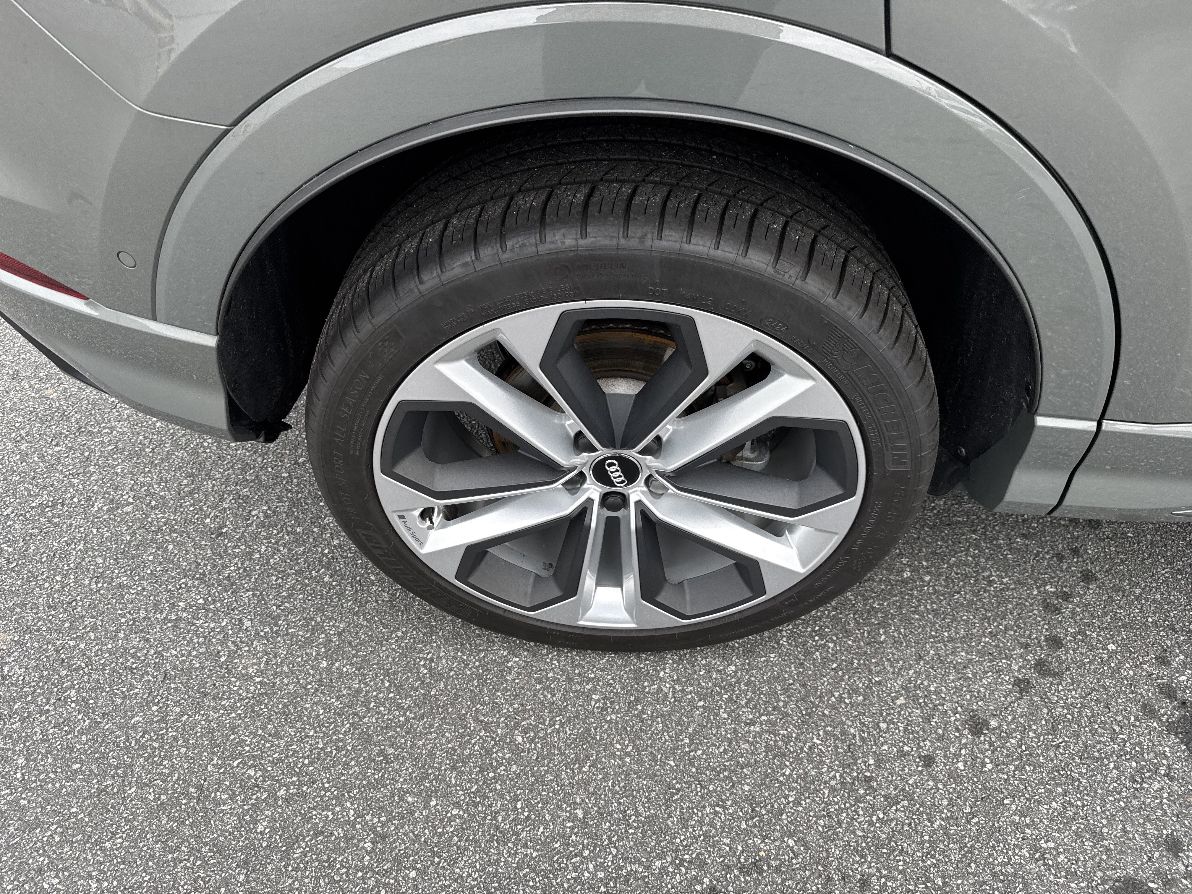 Used 2020 Audi Q3 2.0T Prestige image 22