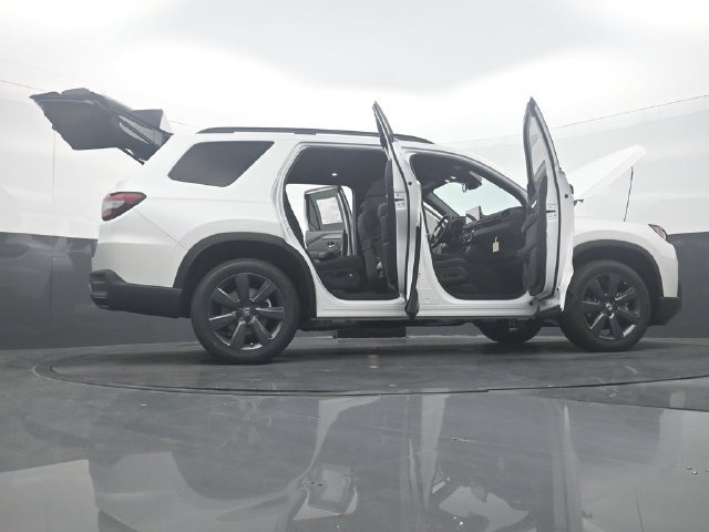 New 2026 Honda Pilot Sport image 57