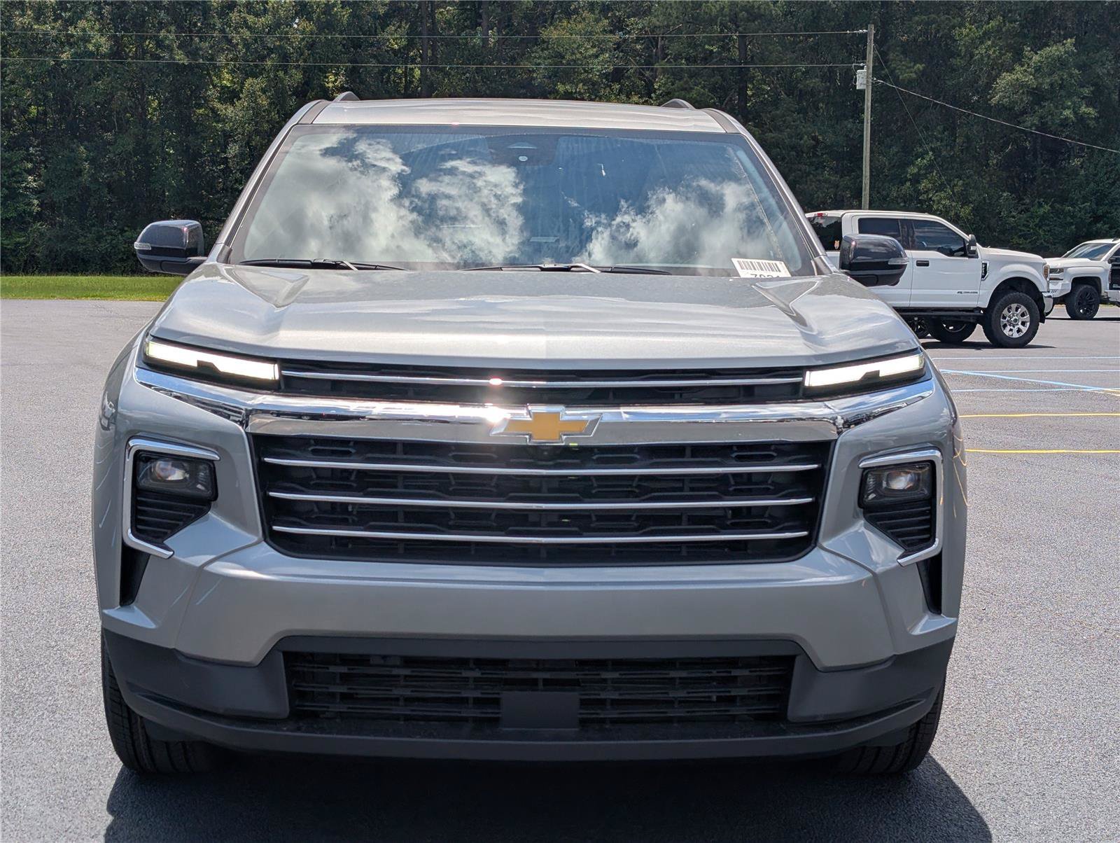 New 2026 Chevrolet Traverse LT w/ Driver Confidence Package FWD image 8