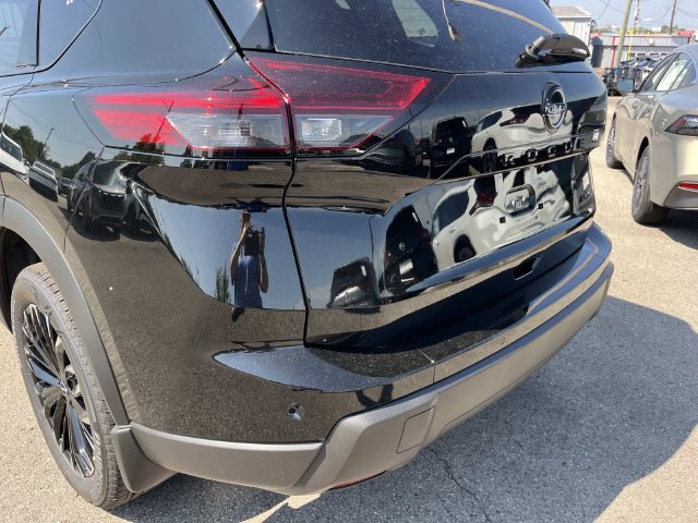 New 2026 Nissan Rogue Dark Armor AWD/4WD image 10