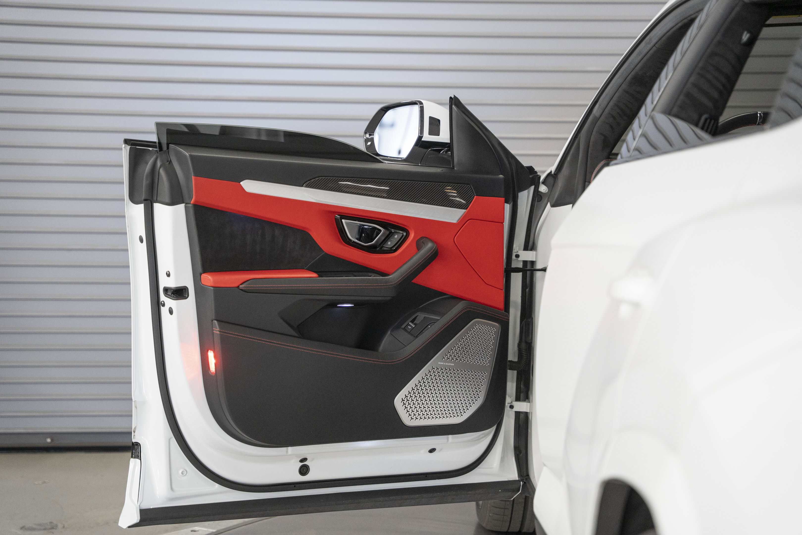 Used 2021 Lamborghini Urus AWD image 21