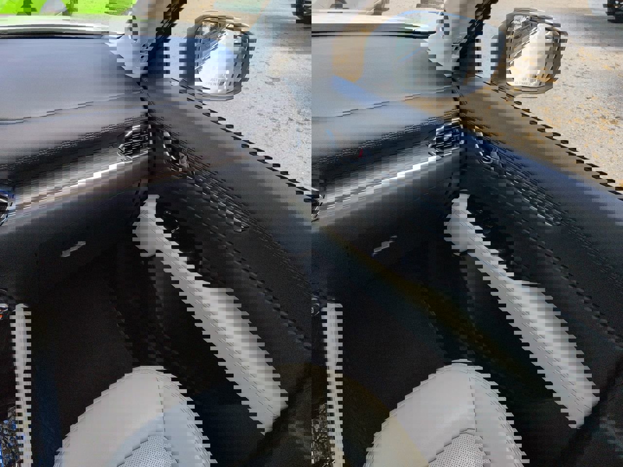 Used 2022 MAZDA CX-5 AWD 2.5 S w/ Premium Package image 17