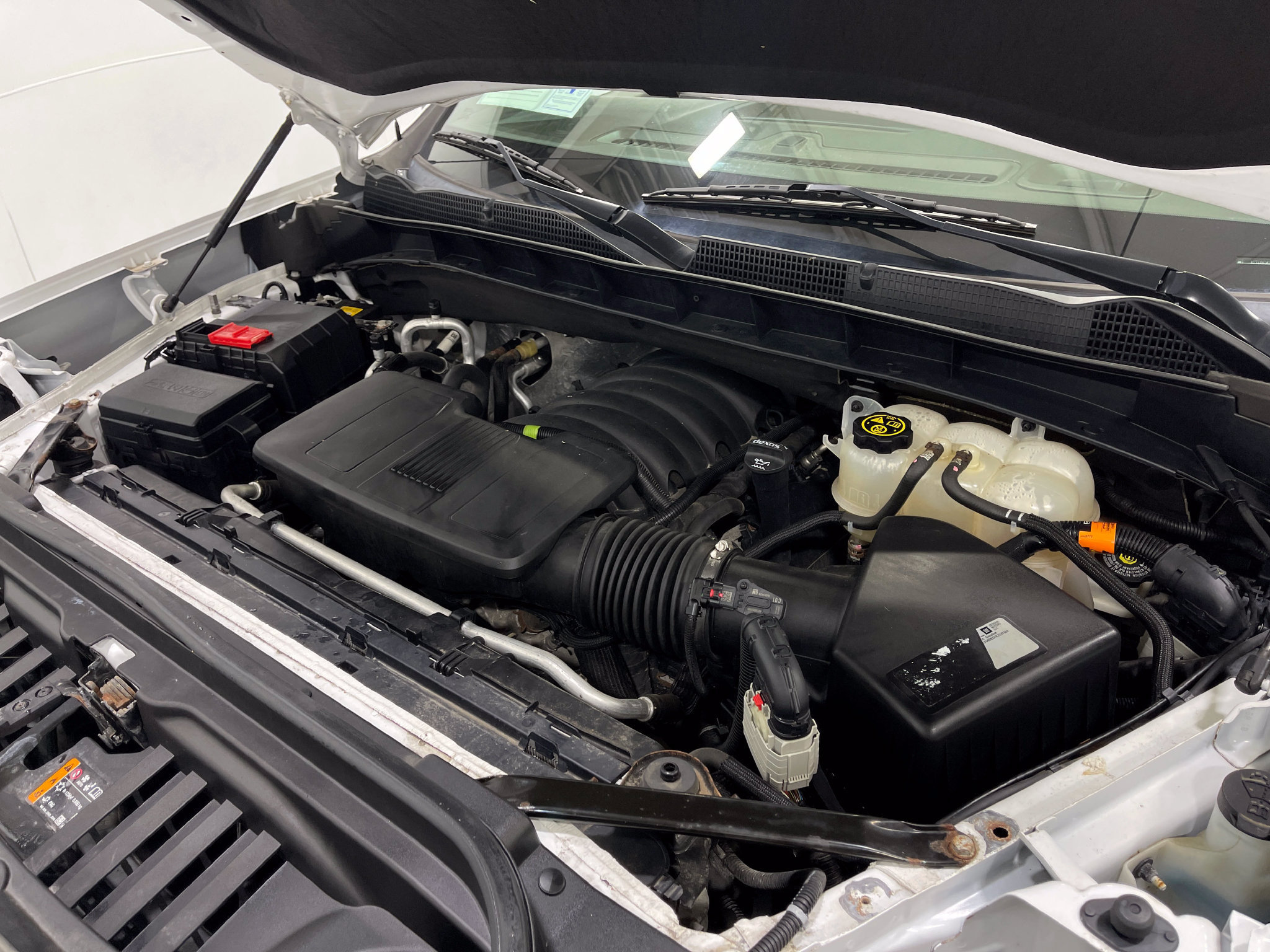 Used 2019 GMC Sierra 1500 SLT w/ SLT Premium Plus Package AWD/4WD image 28