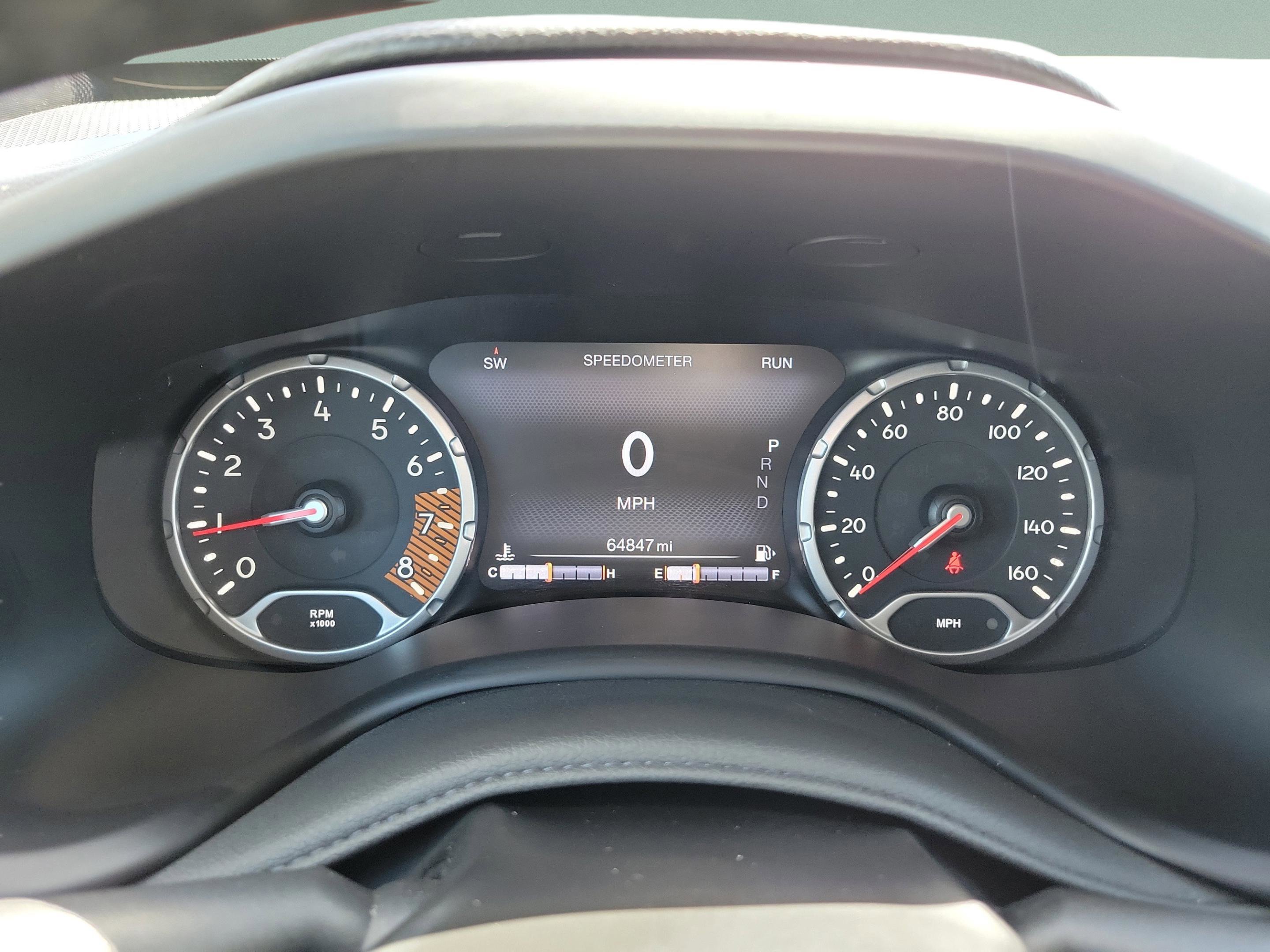 Used 2022 Jeep Renegade Latitude w/ Convenience Group AWD/4WD image 29