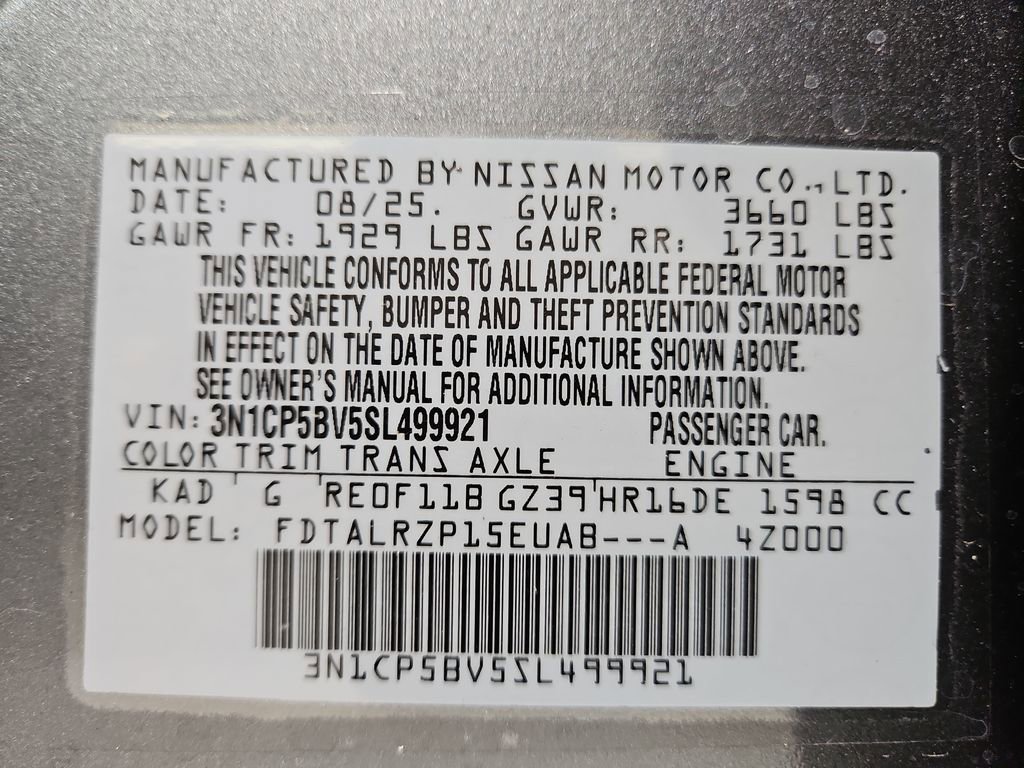 New 2025 Nissan Kicks Play S image 29