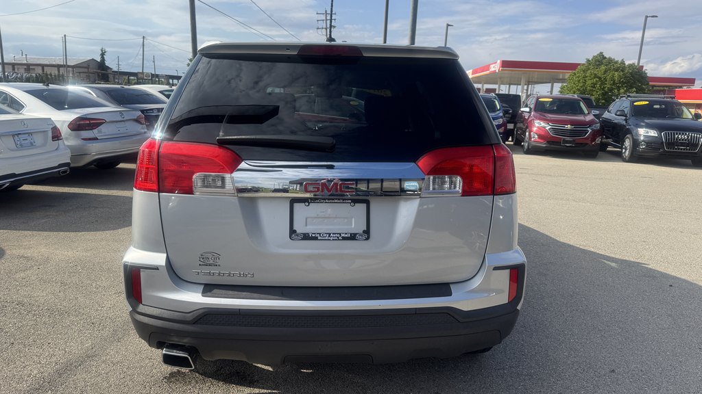 Used 2017 GMC Terrain SLE FWD image 7