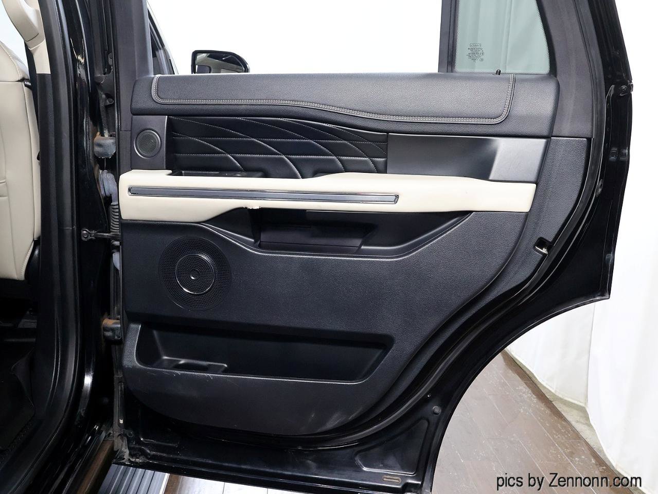 Used 2018 Ford Expedition Platinum image 33