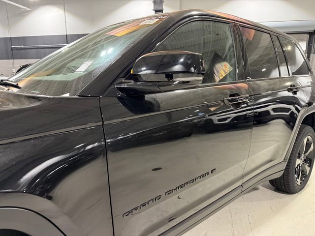 New 2025 Jeep Grand Cherokee Limited image 4
