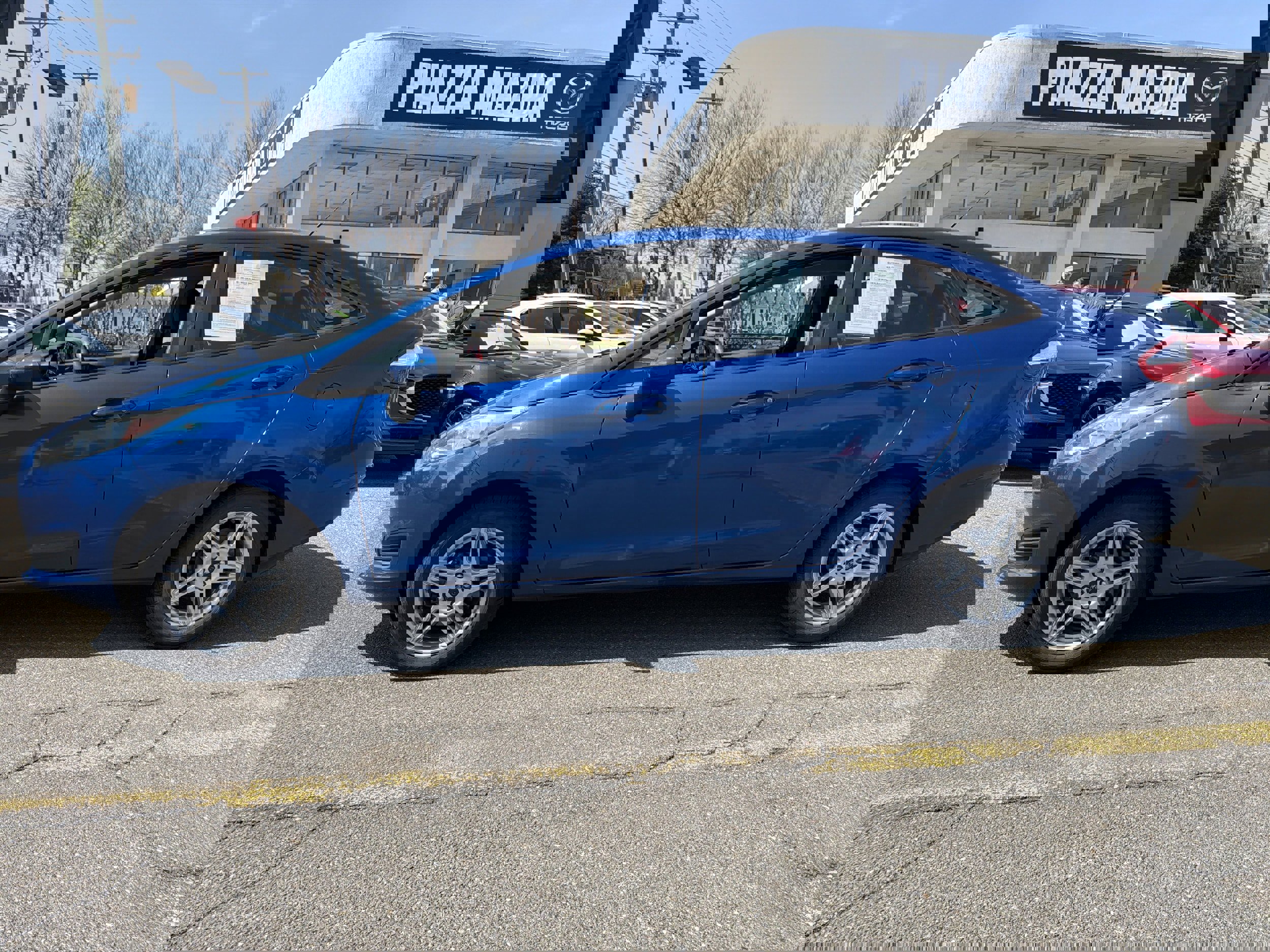 Used 2019 Ford Fiesta SE image 3
