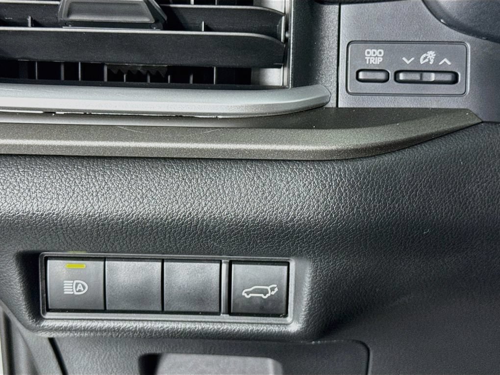 Used 2025 Toyota Grand Highlander FWD image 15