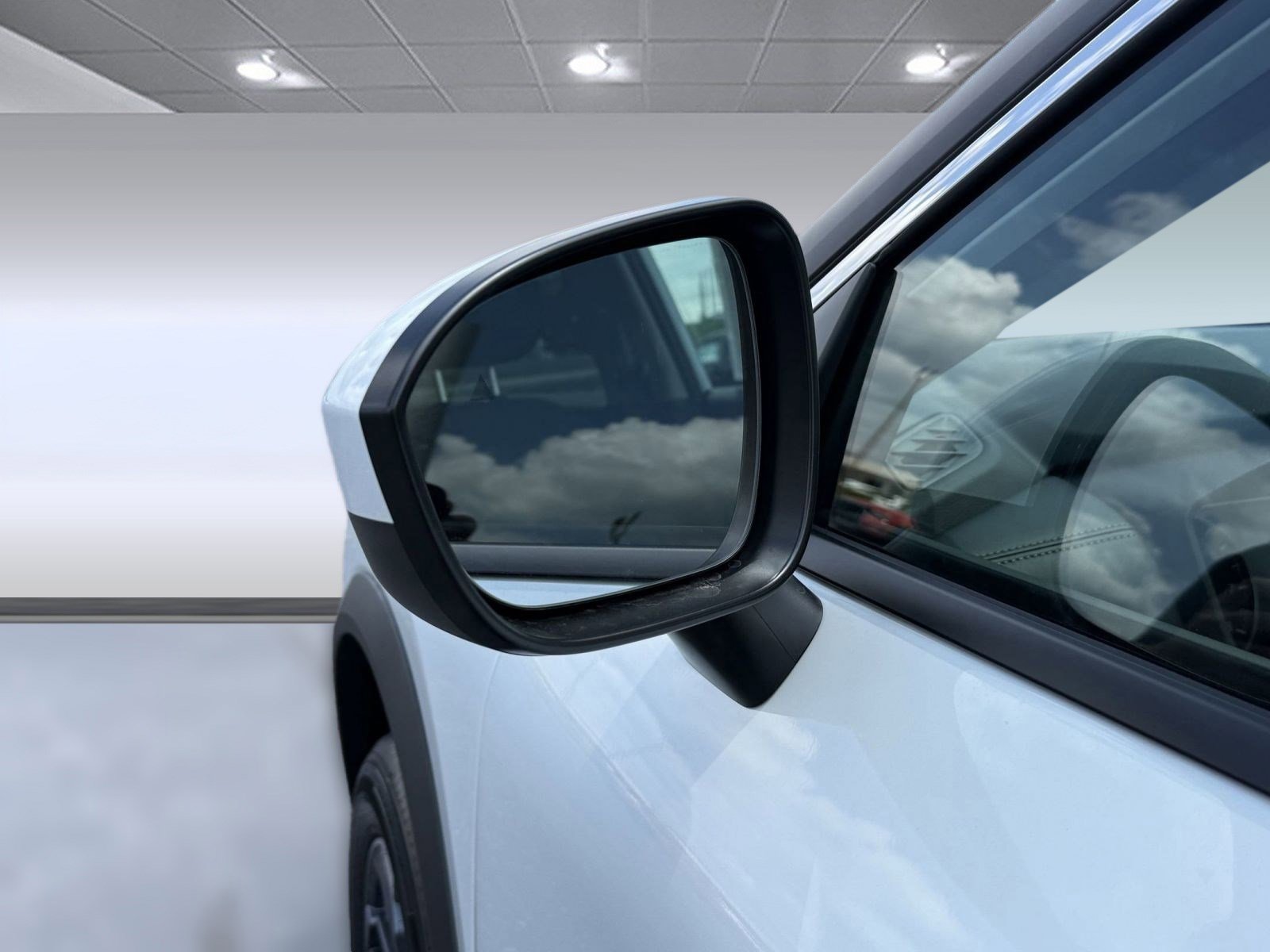 Certified 2026 Nissan Rogue SV image 20