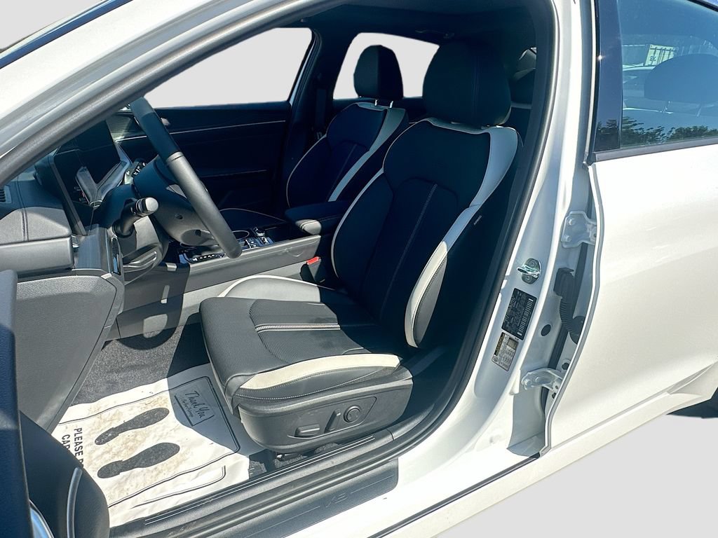 New 2026 Kia K5 GT-Line w/ GT-Line Premium Package AWD/4WD image 22