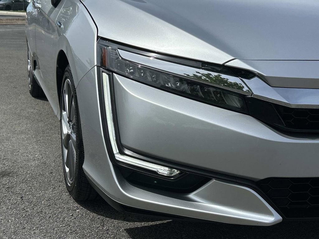 Used 2018 Honda Clarity Touring image 11
