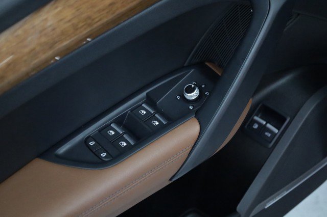 Used 2022 Audi Q5 e Premium Plus image 20