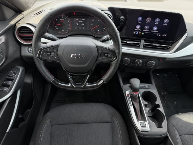 Used 2025 Chevrolet Trax RS w/ Driver Confidence Package FWD image 11