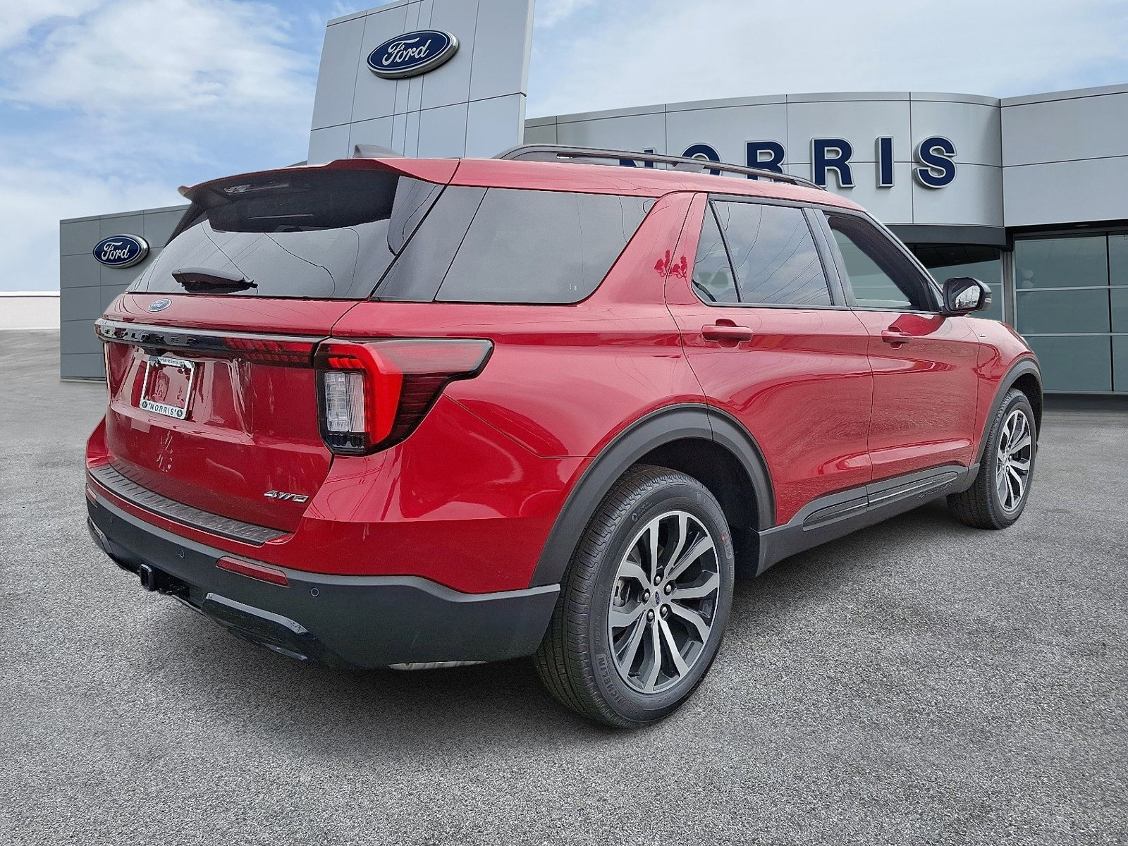 New 2025 Ford Explorer ST-Line image 4