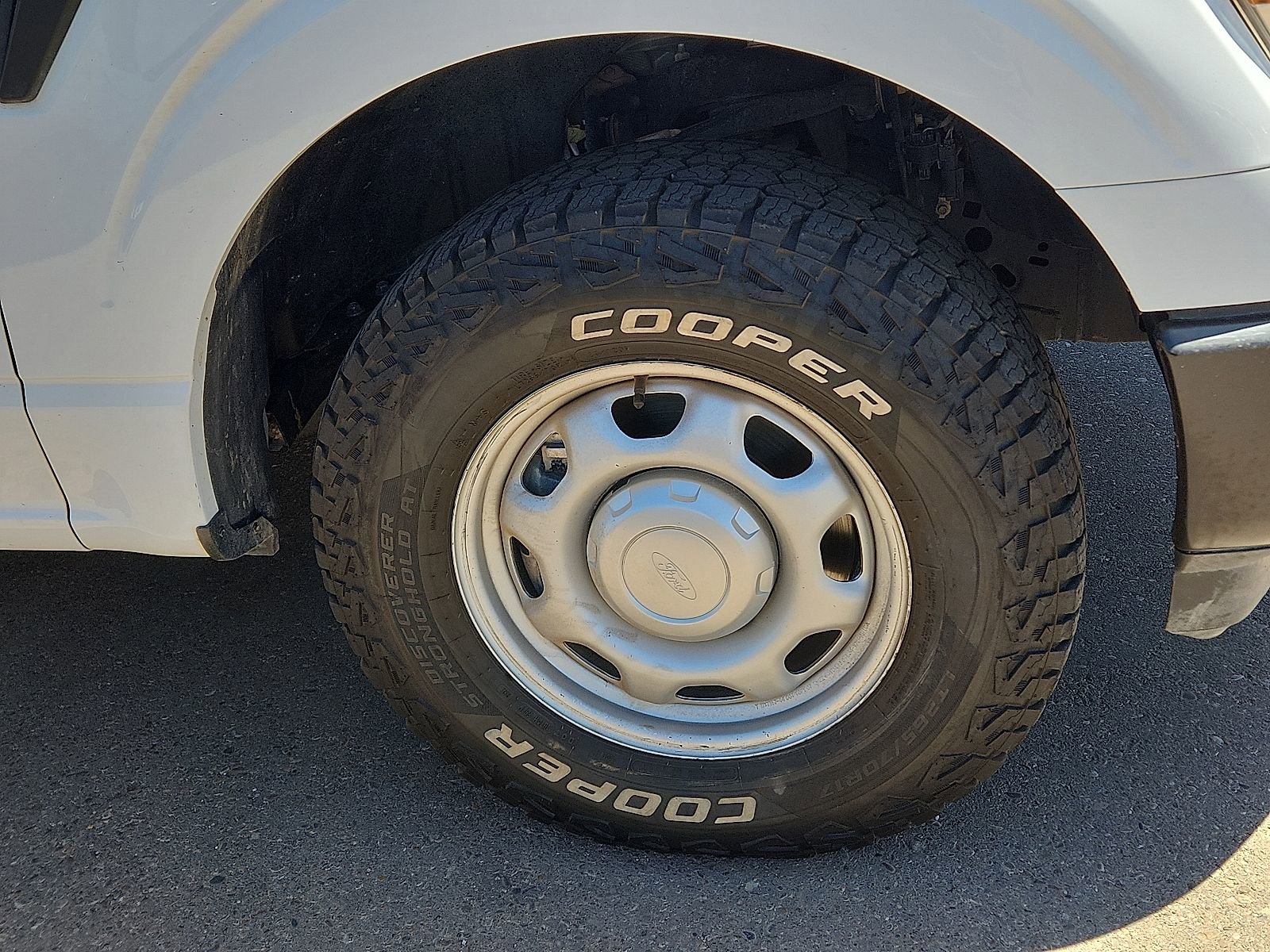Used 2022 Ford F150 XL w/ Equipment Group 101A High AWD/4WD image 5