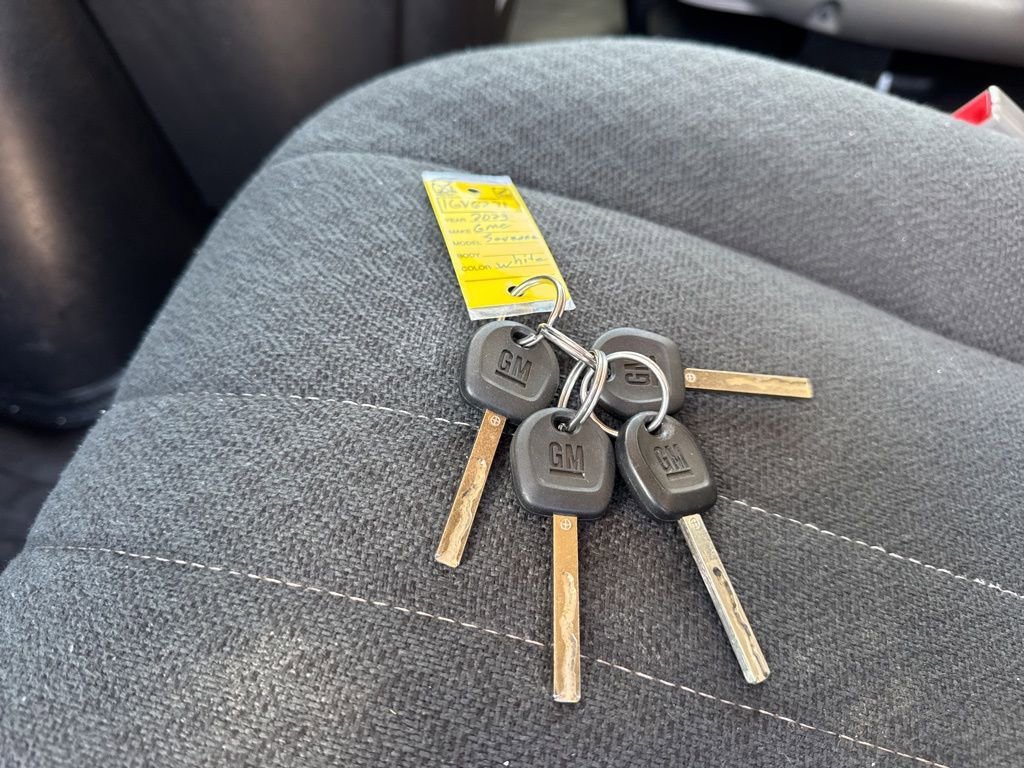 Used 2023 GMC Savana 2500 w/ Driver Convenience Package image 26