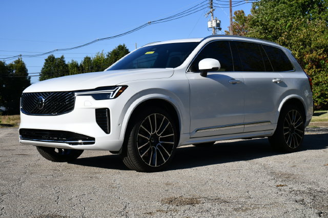 New 2027 Volvo XC90 B6 Plus AWD/4WD image 3