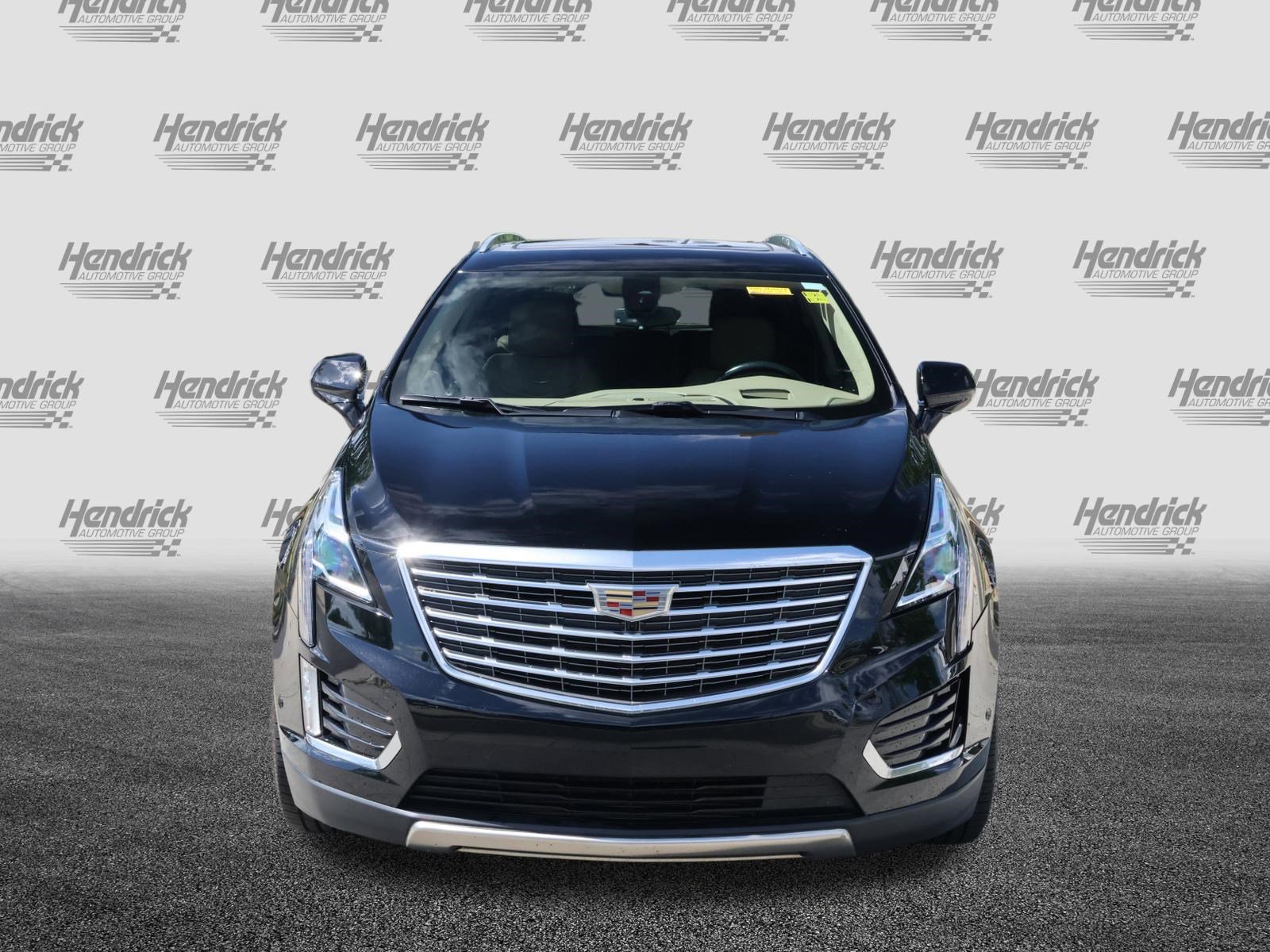 Used 2019 Cadillac XT5 Platinum AWD/4WD image 3