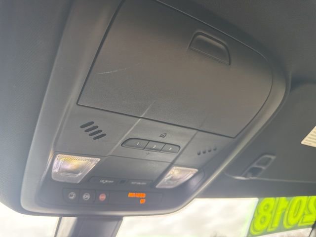 Used 2018 Cadillac XT5 AWD image 24