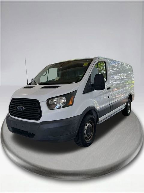 Used 2018 Ford Transit 250 130 Low Roof RWD image 3