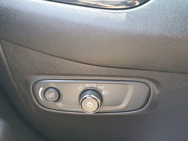 Certified 2022 Chevrolet Equinox RS w/ RS Leather Package AWD/4WD image 21