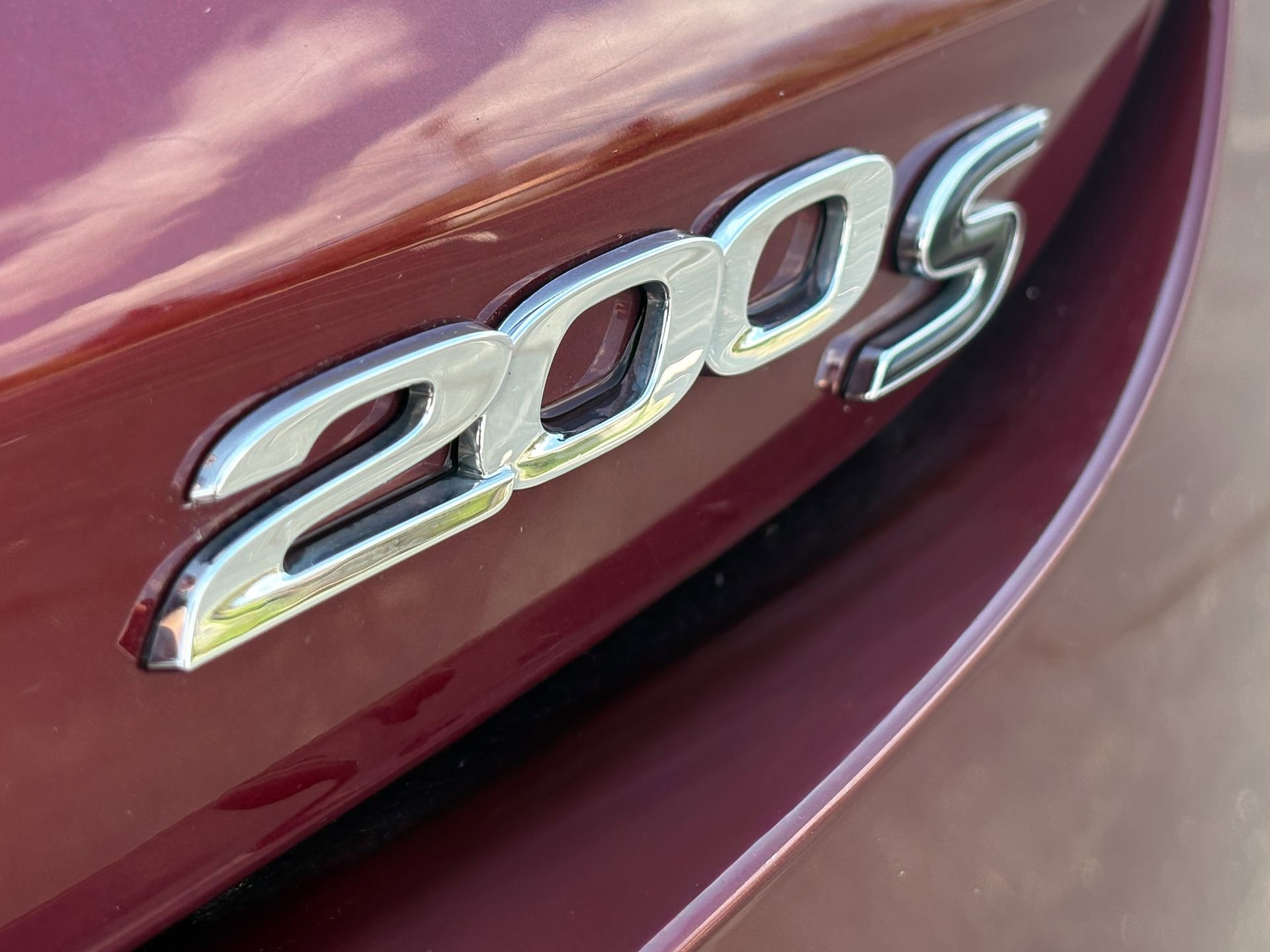 Used 2016 Chrysler 200 S image 9