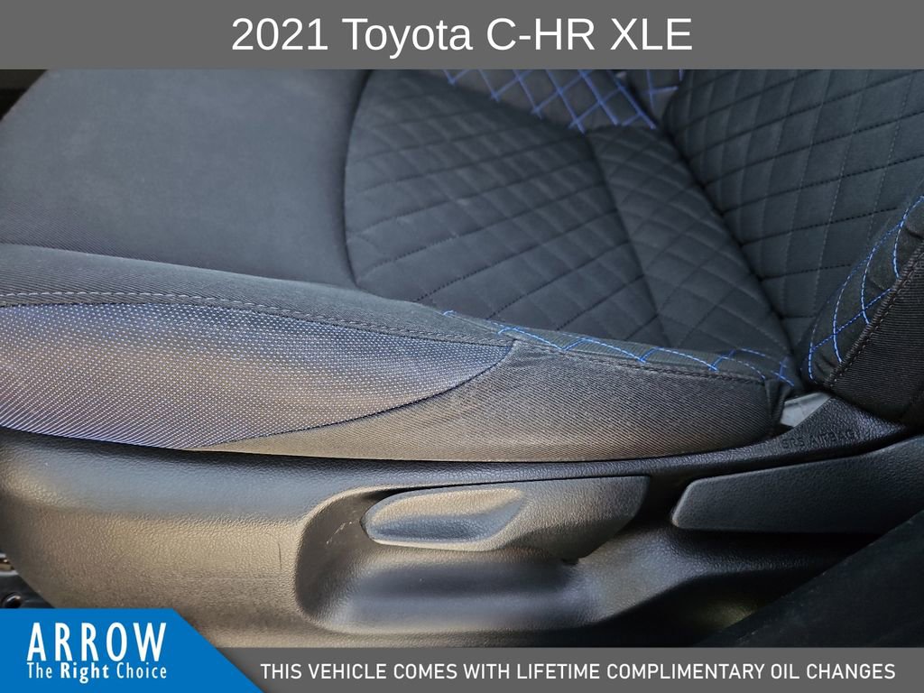 Used 2021 Toyota C-HR XLE image 23