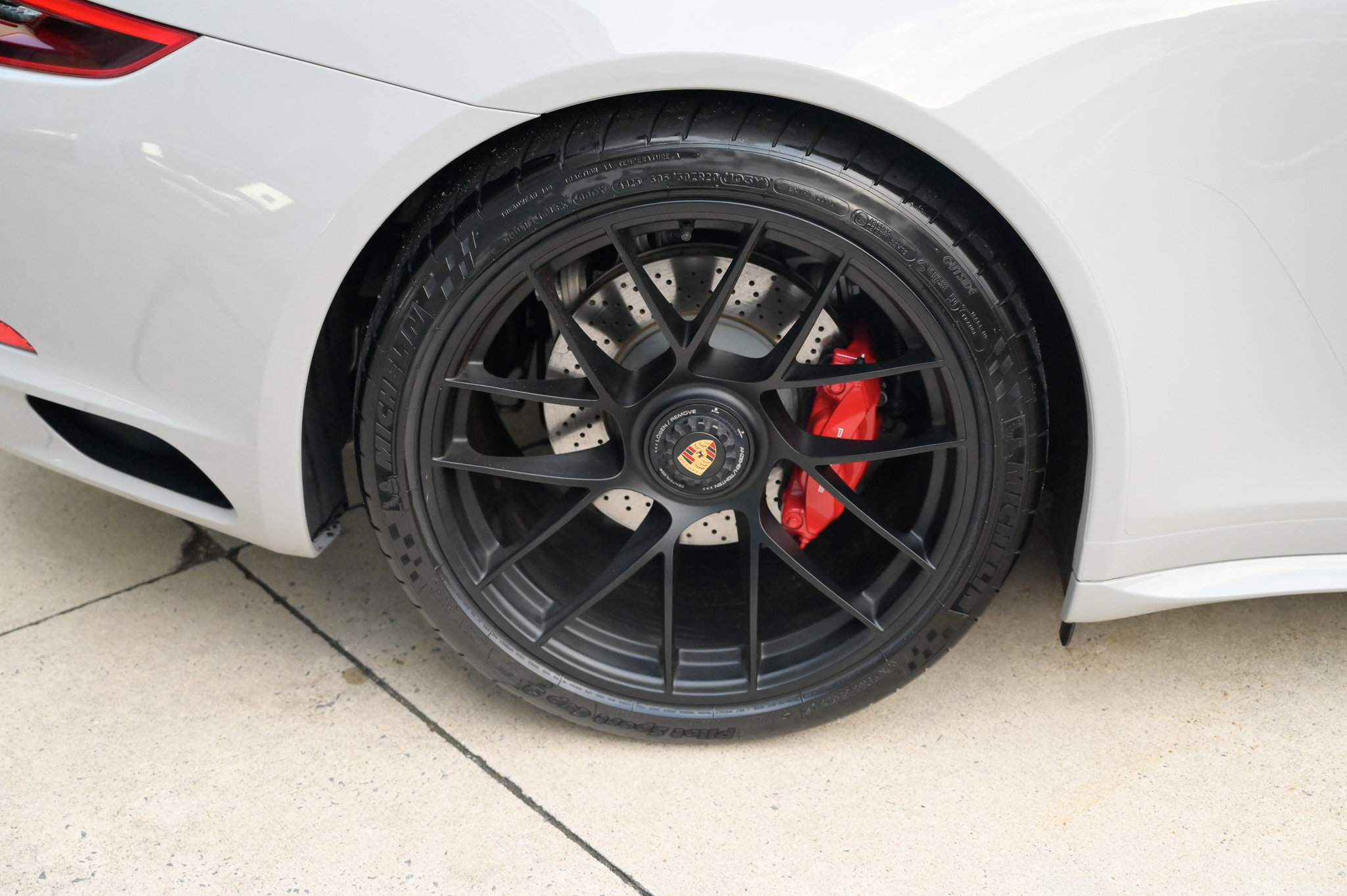 Used 2019 Porsche 911 Carrera GTS image 11