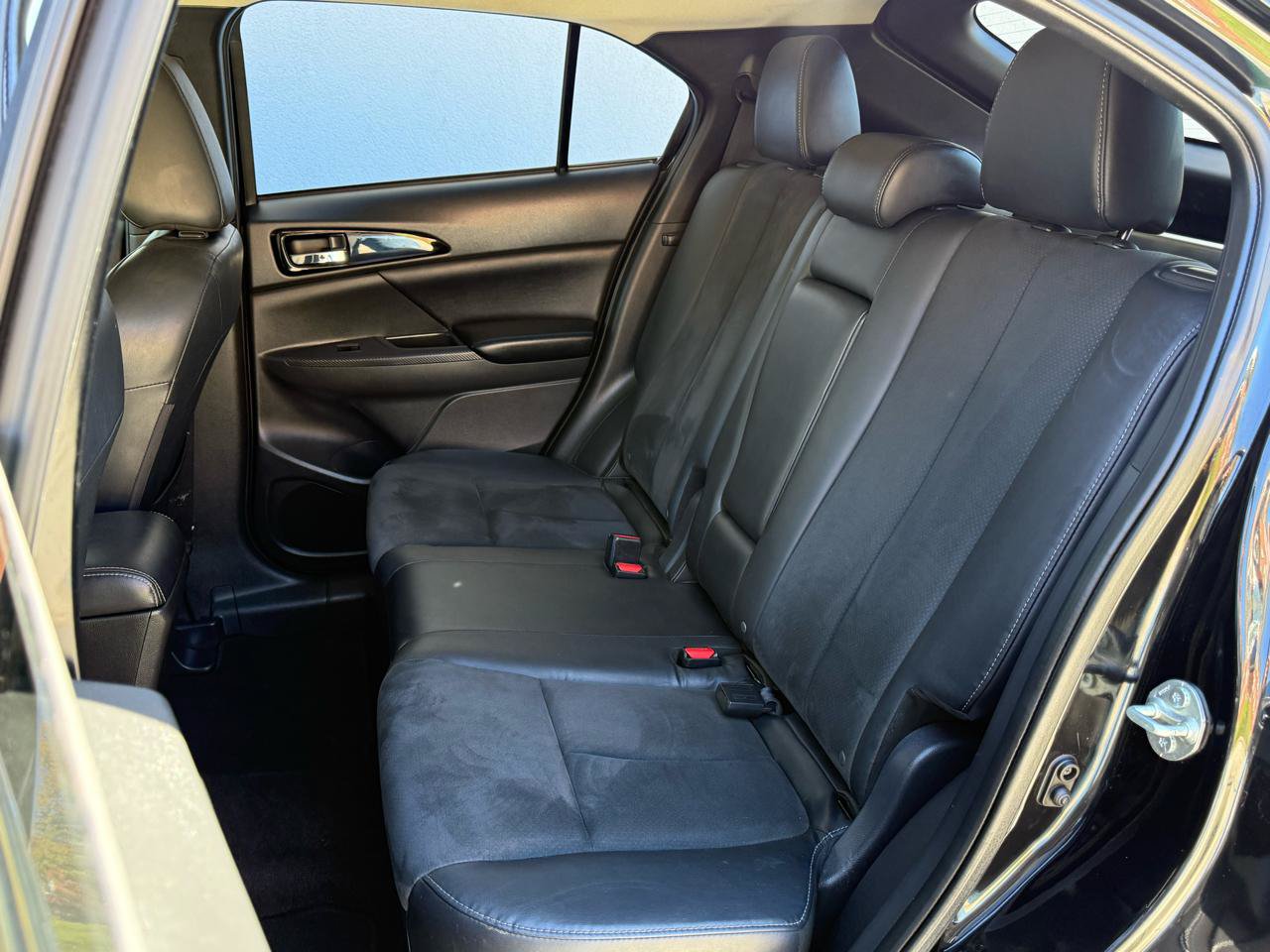Used 2022 Mitsubishi Eclipse Cross SE FWD image 4